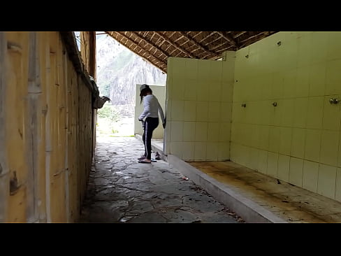 ❤️ स्पॅनिश विद्यापीठातील सहकाऱ्यावर गुप्तचर कॅमेरा आमच्याकडे ️❤