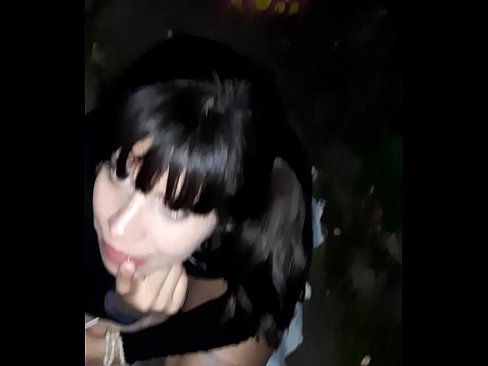 ❤️ रस्त्यावर कँडीच्या बदल्यात लिंग सुजले आमच्याकडे ️❤